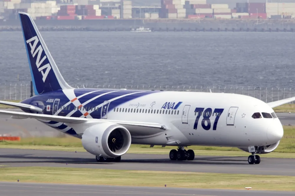 Rolls Royce tackles 787 engine issue