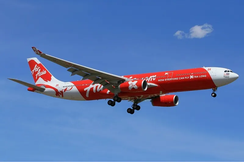 Two-month-old baby dies after inflight medical emergency