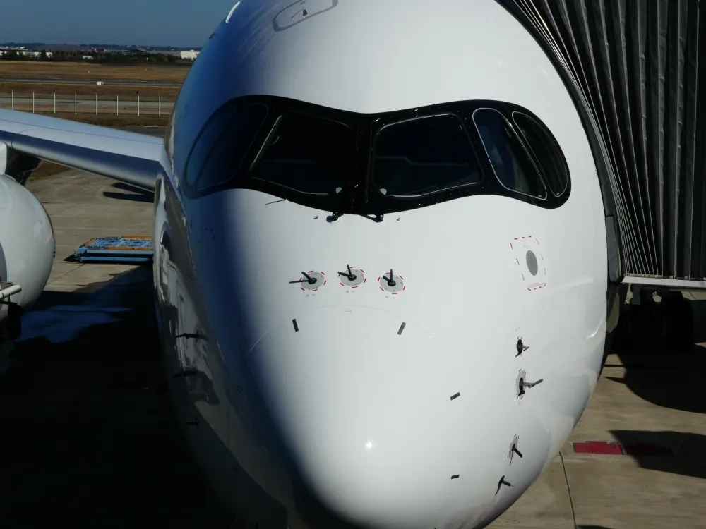 Singapore Air strengthens Latin American link, adds A350s to Brisbane.